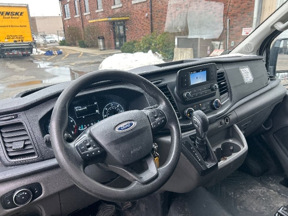 Refrigerated Truck-Light and Medium Duty Trucks-Ford-2020-Transit 250-Braintree-MA-122,955\n\t\tmiles-$ 26,250 - Image 18
