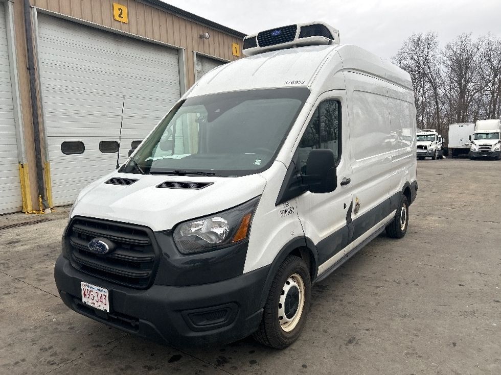 Refrigerated Truck-Light and Medium Duty Trucks-Ford-2020-Transit 250-Braintree-MA-122,955\n\t\tmiles-$ 26,250 - Image 3
