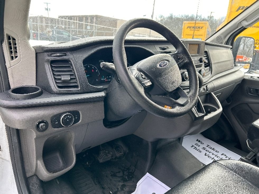Refrigerated Truck-Light and Medium Duty Trucks-Ford-2020-Transit 250-Braintree-MA-84,277\n\t\tmiles-$ 29,250 - Image 16