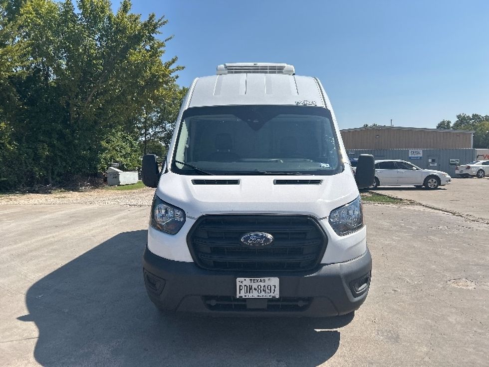 Refrigerated Truck-Light and Medium Duty Trucks-Ford-2020-Transit 250-Dallas-TX-136,613\n\t\tmiles-$ 26,000 - Image 2