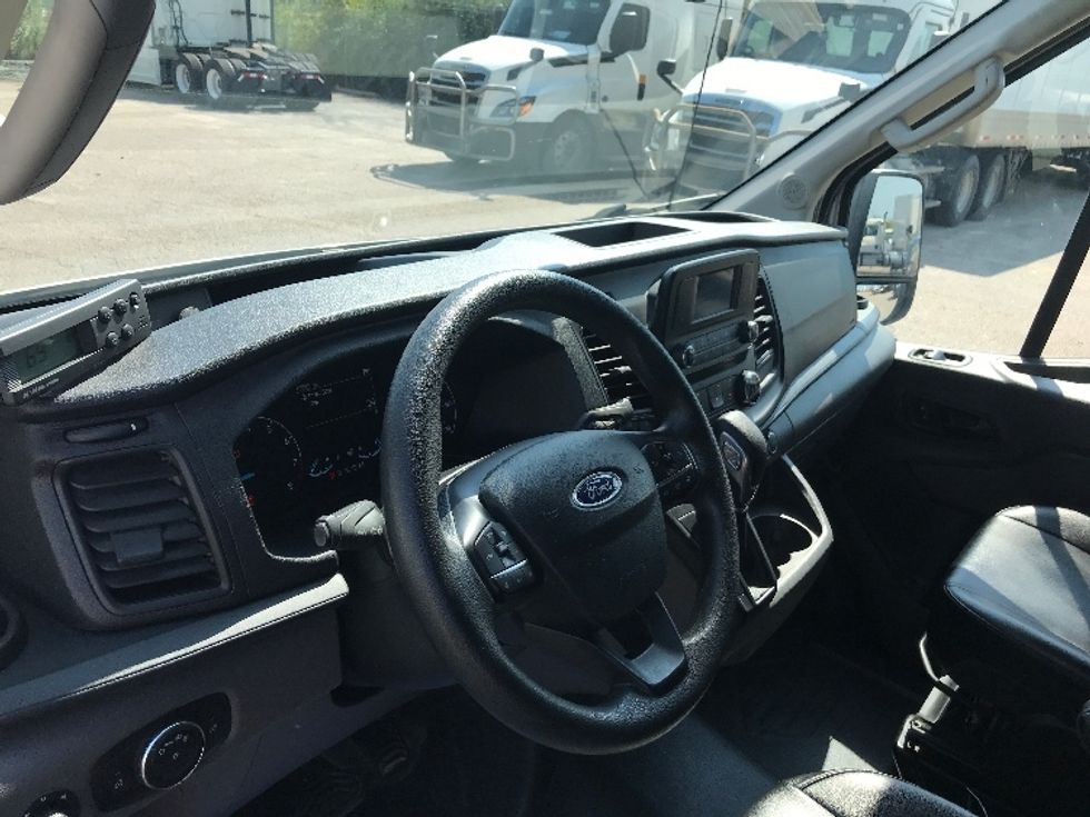 Refrigerated Truck-Light and Medium Duty Trucks-Ford-2020-Transit 250-Dallas-TX-137,892\n\t\tmiles-$ 25,750 - Image 16
