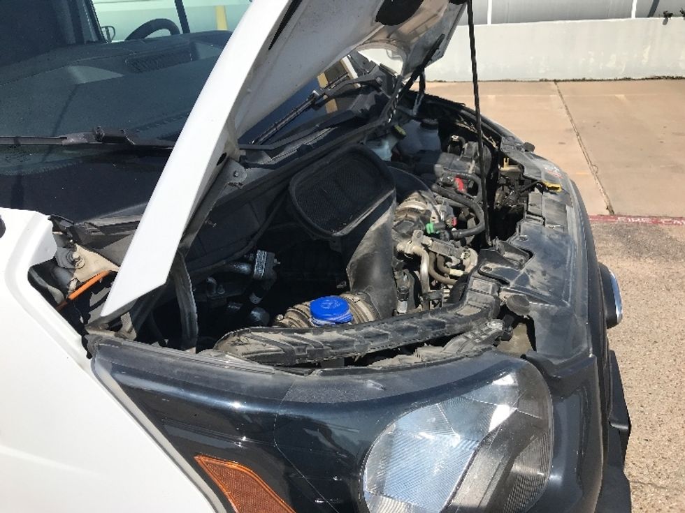 Refrigerated Truck-Light and Medium Duty Trucks-Ford-2020-Transit 250-Dallas-TX-137,892\n\t\tmiles-$ 25,750 - Image 22