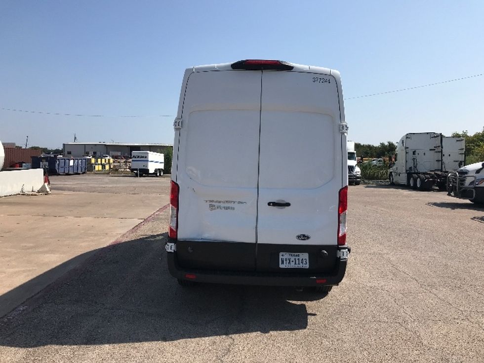 Refrigerated Truck-Light and Medium Duty Trucks-Ford-2020-Transit 250-Dallas-TX-137,892\n\t\tmiles-$ 25,750 - Image 7