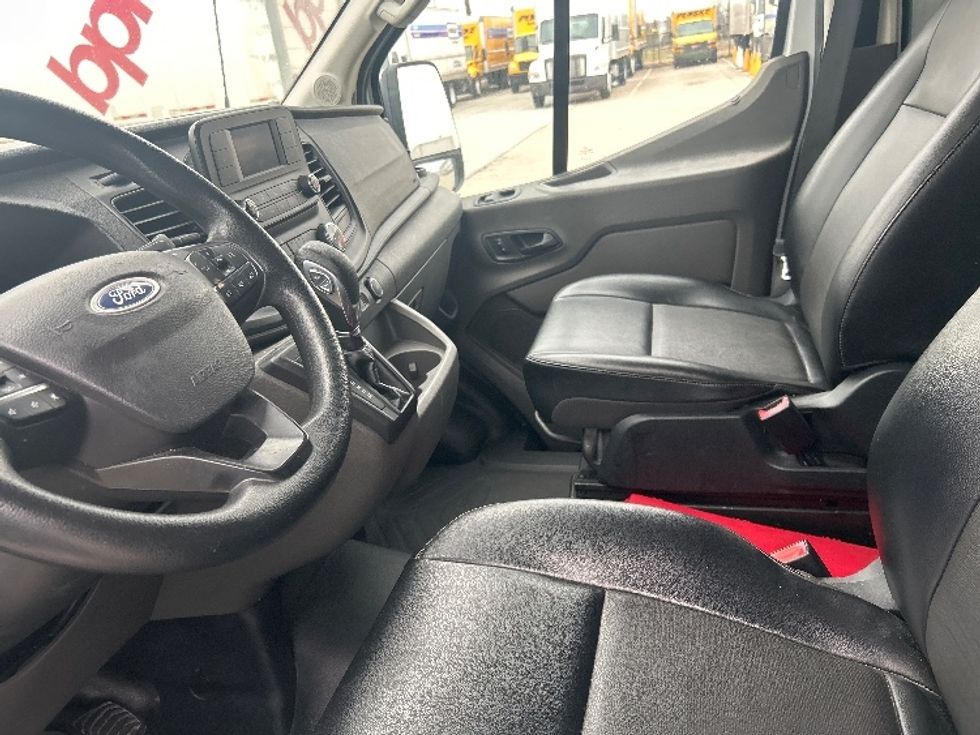 Refrigerated Truck-Light and Medium Duty Trucks-Ford-2020-Transit 250-Houston-TX-102,862\n\t\tmiles-$ 30,500 - Image 16