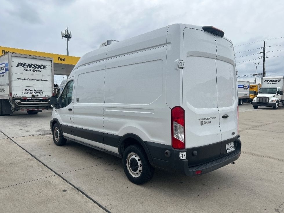 Refrigerated Truck-Light and Medium Duty Trucks-Ford-2020-Transit 250-Houston-TX-102,862\n\t\tmiles-$ 30,500 - Image 5