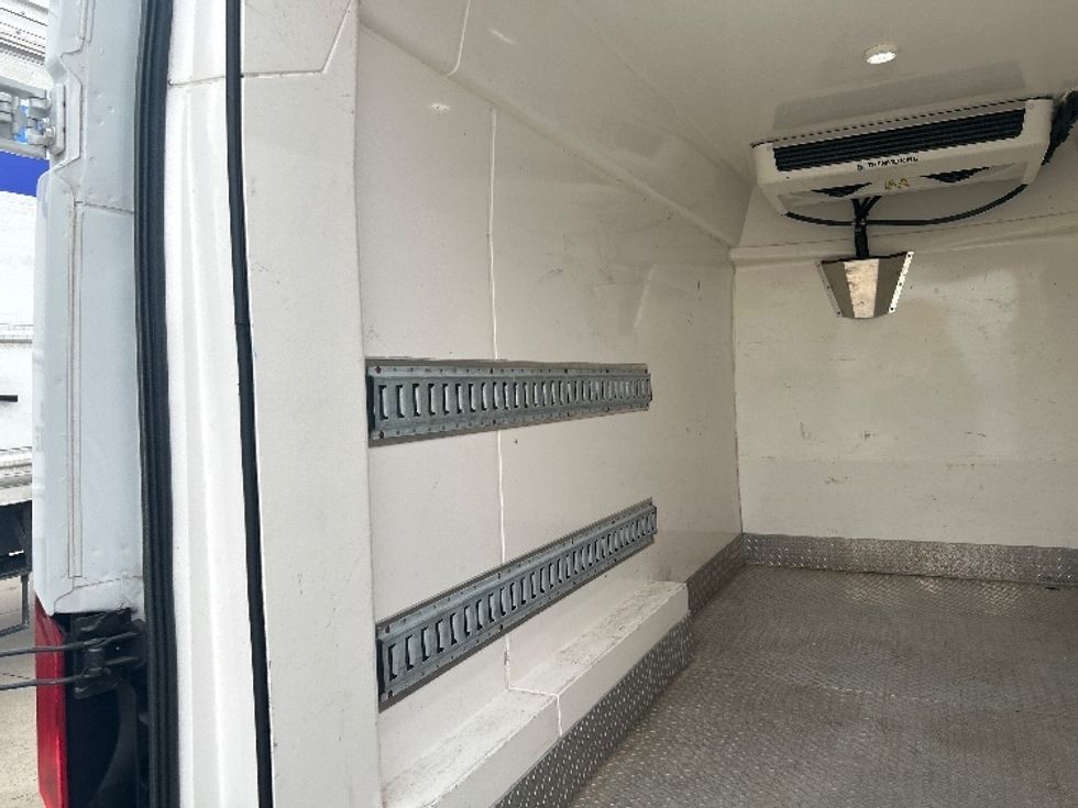 Refrigerated Truck-Light and Medium Duty Trucks-Ford-2020-Transit 250-Houston-TX-102,862\n\t\tmiles-$ 30,500 - Image 9