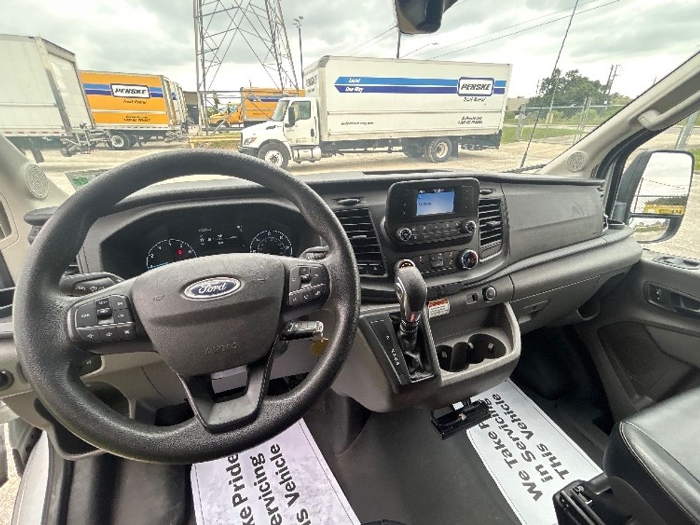 Refrigerated Truck-Light and Medium Duty Trucks-Ford-2020-Transit 250-Houston-TX-125,768\n\t\tmiles-$ 32,000 - Image 16