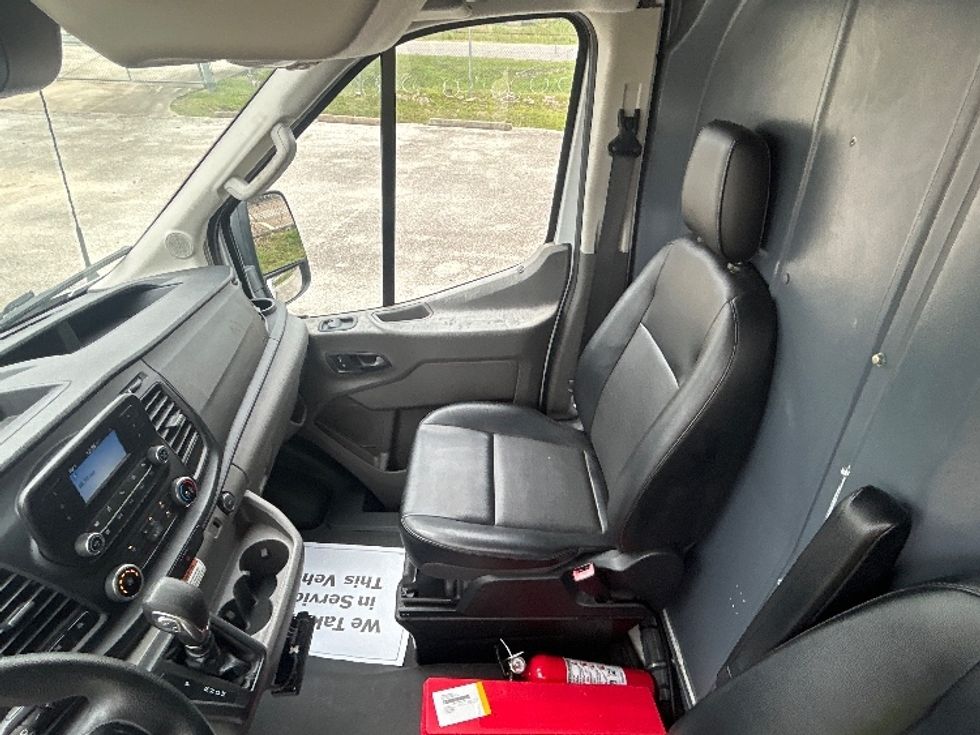 Refrigerated Truck-Light and Medium Duty Trucks-Ford-2020-Transit 250-Houston-TX-125,768\n\t\tmiles-$ 32,000 - Image 17