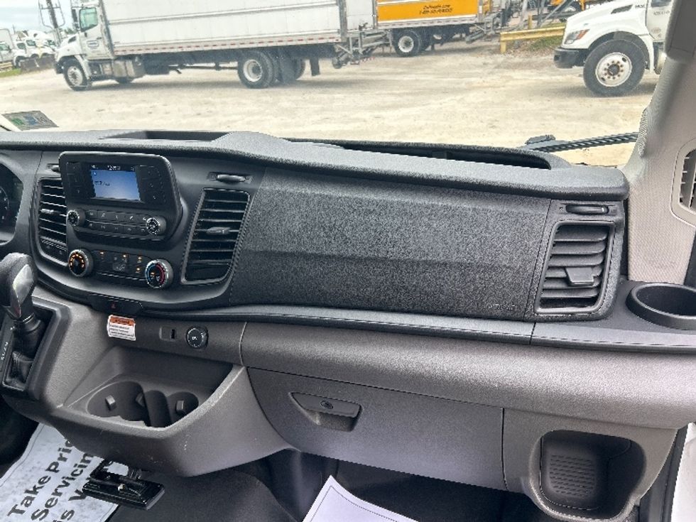 Refrigerated Truck-Light and Medium Duty Trucks-Ford-2020-Transit 250-Houston-TX-125,768\n\t\tmiles-$ 32,000 - Image 19