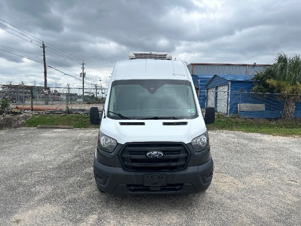 Refrigerated Truck-Light and Medium Duty Trucks-Ford-2020-Transit 250-Houston-TX-125,768\n\t\tmiles-$ 32,000 - Image 2