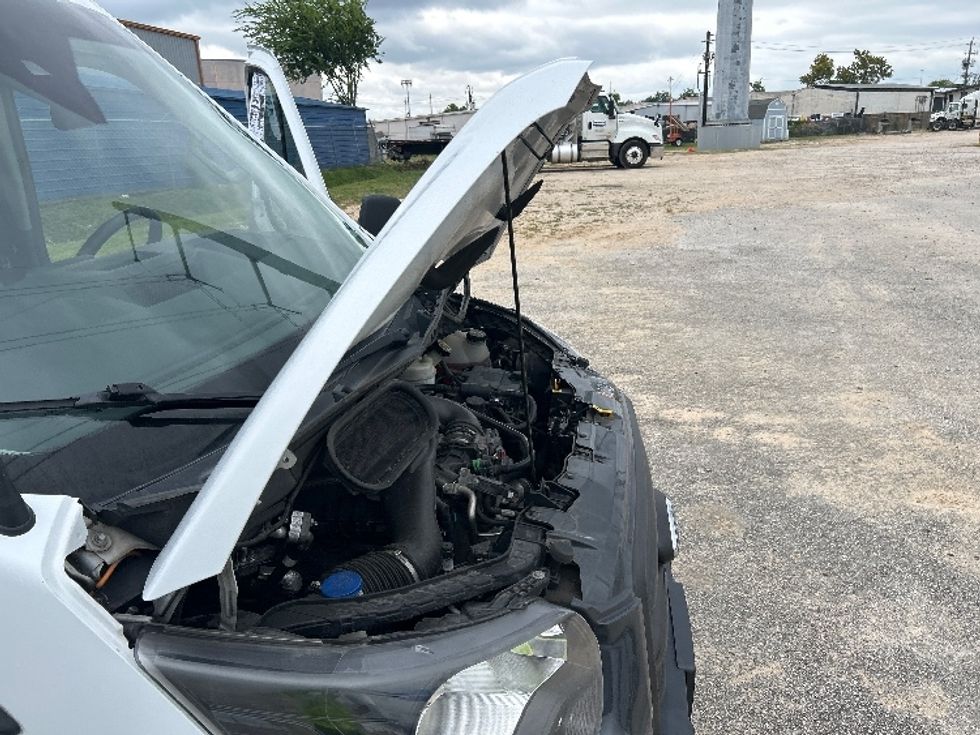 Refrigerated Truck-Light and Medium Duty Trucks-Ford-2020-Transit 250-Houston-TX-125,768\n\t\tmiles-$ 32,000 - Image 21