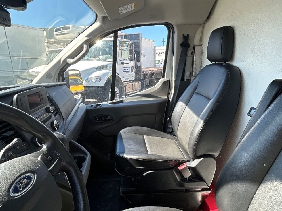 Refrigerated Truck-Light and Medium Duty Trucks-Ford-2020-Transit 250-La Mirada-CA-54,728\n\t\tmiles-$ 34,250 - Image 19
