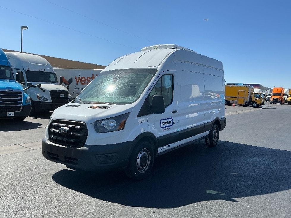 Refrigerated Truck-Light and Medium Duty Trucks-Ford-2020-Transit 250-Las Vegas-NV-115,463\n\t\tmiles-$ 33,000 - Image 1
