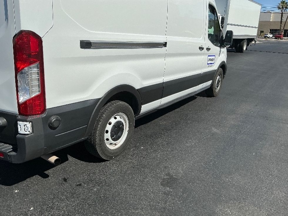 Refrigerated Truck-Light and Medium Duty Trucks-Ford-2020-Transit 250-Las Vegas-NV-115,463\n\t\tmiles-$ 33,000 - Image 13