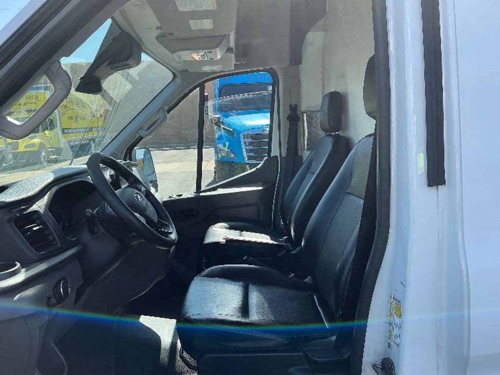 Refrigerated Truck-Light and Medium Duty Trucks-Ford-2020-Transit 250-Las Vegas-NV-115,463\n\t\tmiles-$ 33,000 - Image 18