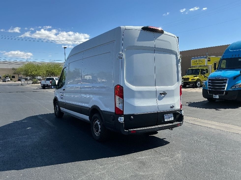 Refrigerated Truck-Light and Medium Duty Trucks-Ford-2020-Transit 250-Las Vegas-NV-115,463\n\t\tmiles-$ 33,000 - Image 6
