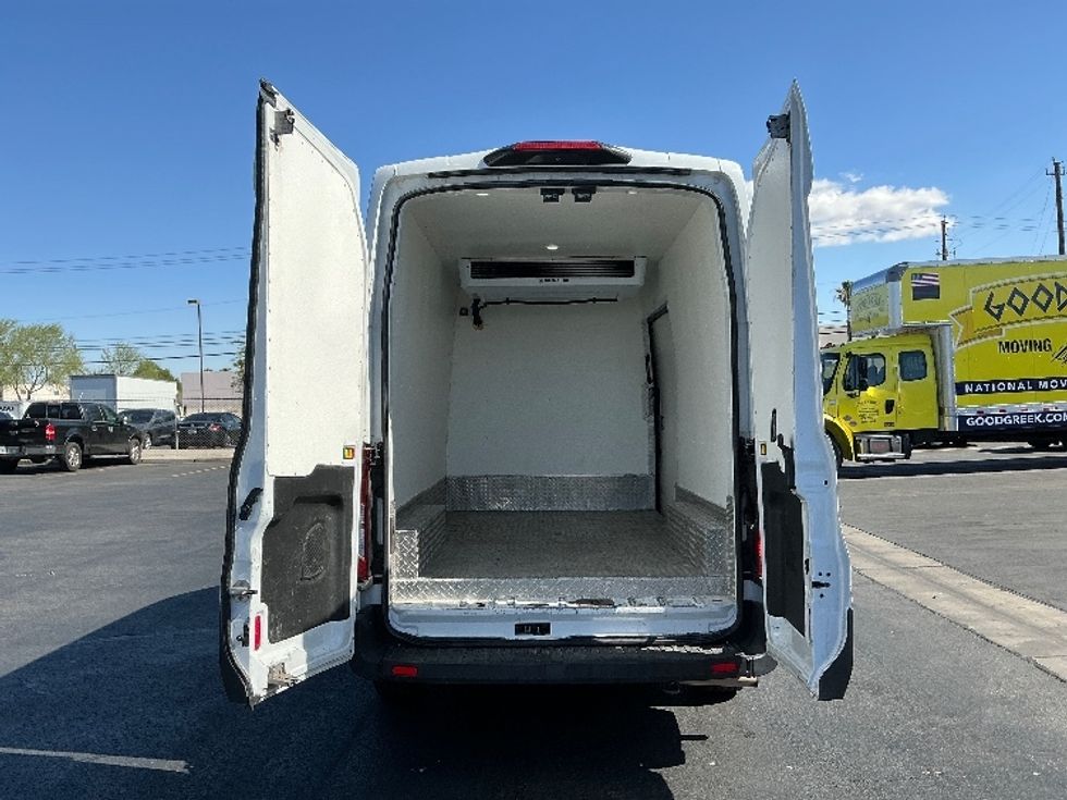 Refrigerated Truck-Light and Medium Duty Trucks-Ford-2020-Transit 250-Las Vegas-NV-115,463\n\t\tmiles-$ 33,000 - Image 8