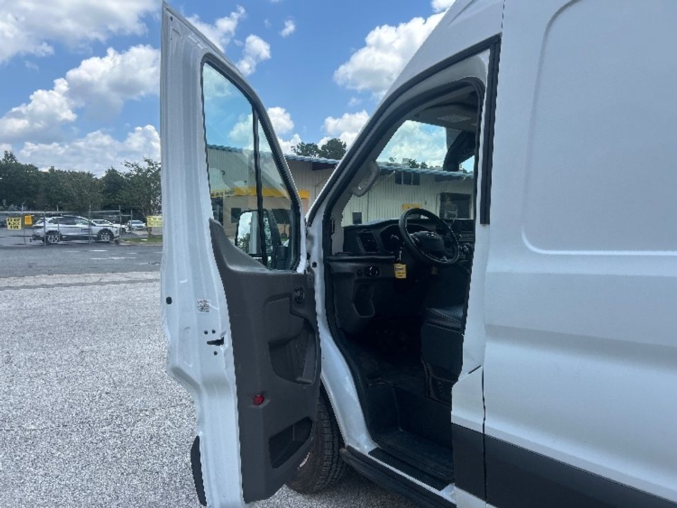 Refrigerated Truck-Light and Medium Duty Trucks-Ford-2020-Transit 250-Pensacola-FL-80,575\n\t\tmiles-$ 35,500 - Image 15