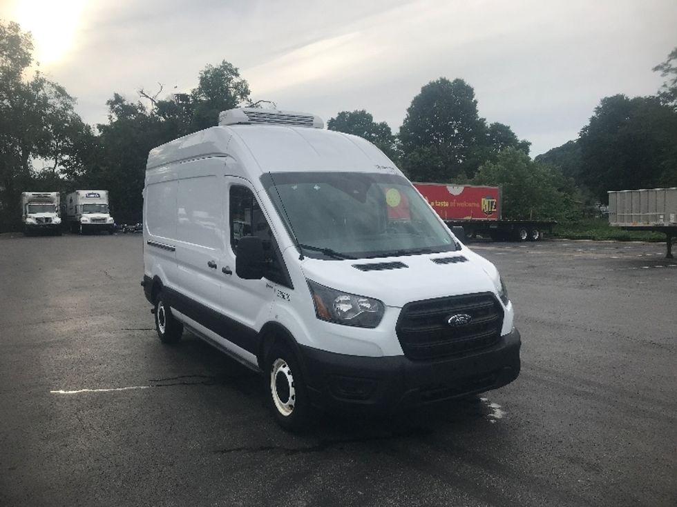 Refrigerated Truck-Light and Medium Duty Trucks-Ford-2020-Transit 250-Pittsburgh-PA-80,000\n\t\tmiles-$ 30,750 - Image 1