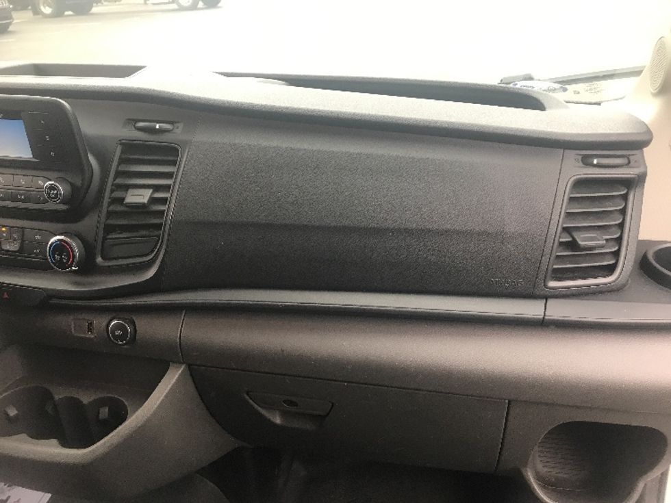 Refrigerated Truck-Light and Medium Duty Trucks-Ford-2020-Transit 250-Pittsburgh-PA-80,000\n\t\tmiles-$ 30,750 - Image 19