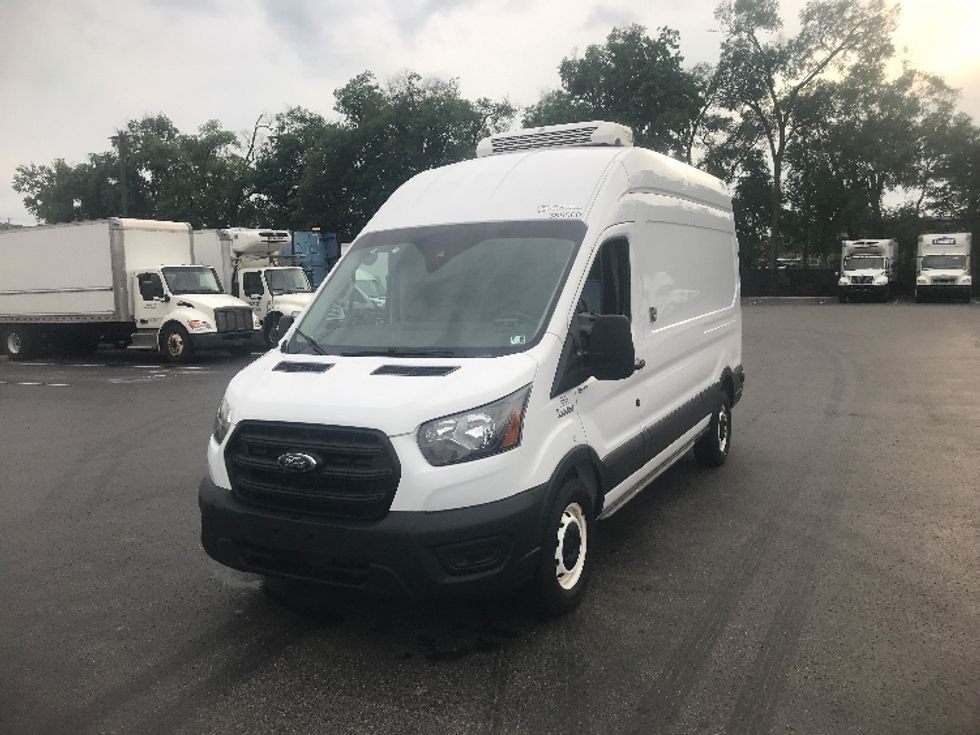 Refrigerated Truck-Light and Medium Duty Trucks-Ford-2020-Transit 250-Pittsburgh-PA-80,000\n\t\tmiles-$ 30,750 - Image 3
