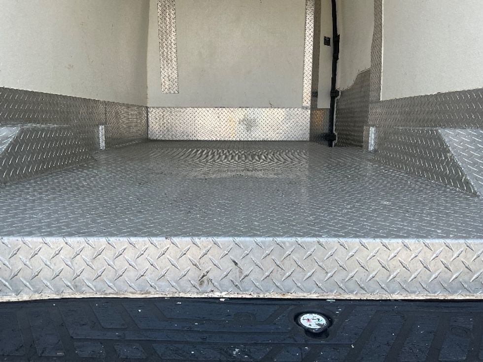 Refrigerated Truck-Light and Medium Duty Trucks-Ford-2020-Transit 250-Pittsburgh-PA-92,441\n\t\tmiles-$ 28,500 - Image 10