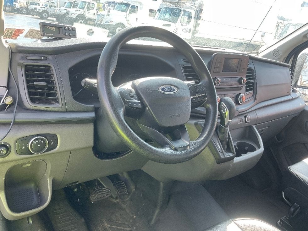 Refrigerated Truck-Light and Medium Duty Trucks-Ford-2020-Transit 250-Pittsburgh-PA-92,441\n\t\tmiles-$ 28,500 - Image 18