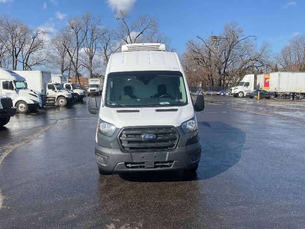 Refrigerated Truck-Light and Medium Duty Trucks-Ford-2020-Transit 250-Pittsburgh-PA-92,441\n\t\tmiles-$ 28,500 - Image 2