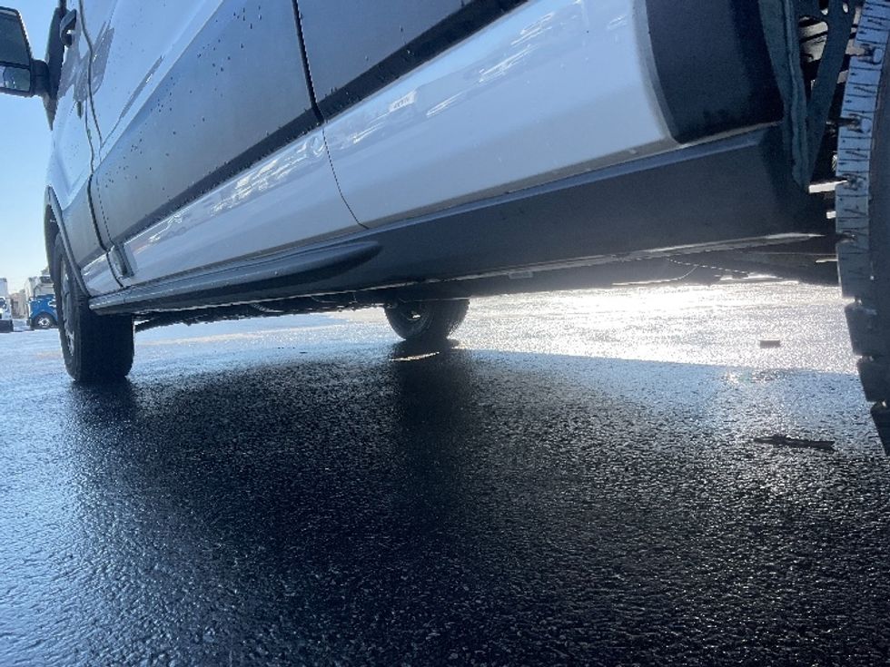 Refrigerated Truck-Light and Medium Duty Trucks-Ford-2020-Transit 250-Pittsburgh-PA-92,441\n\t\tmiles-$ 28,500 - Image 5