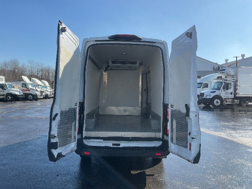 Refrigerated Truck-Light and Medium Duty Trucks-Ford-2020-Transit 250-Pittsburgh-PA-92,441\n\t\tmiles-$ 28,500 - Image 8