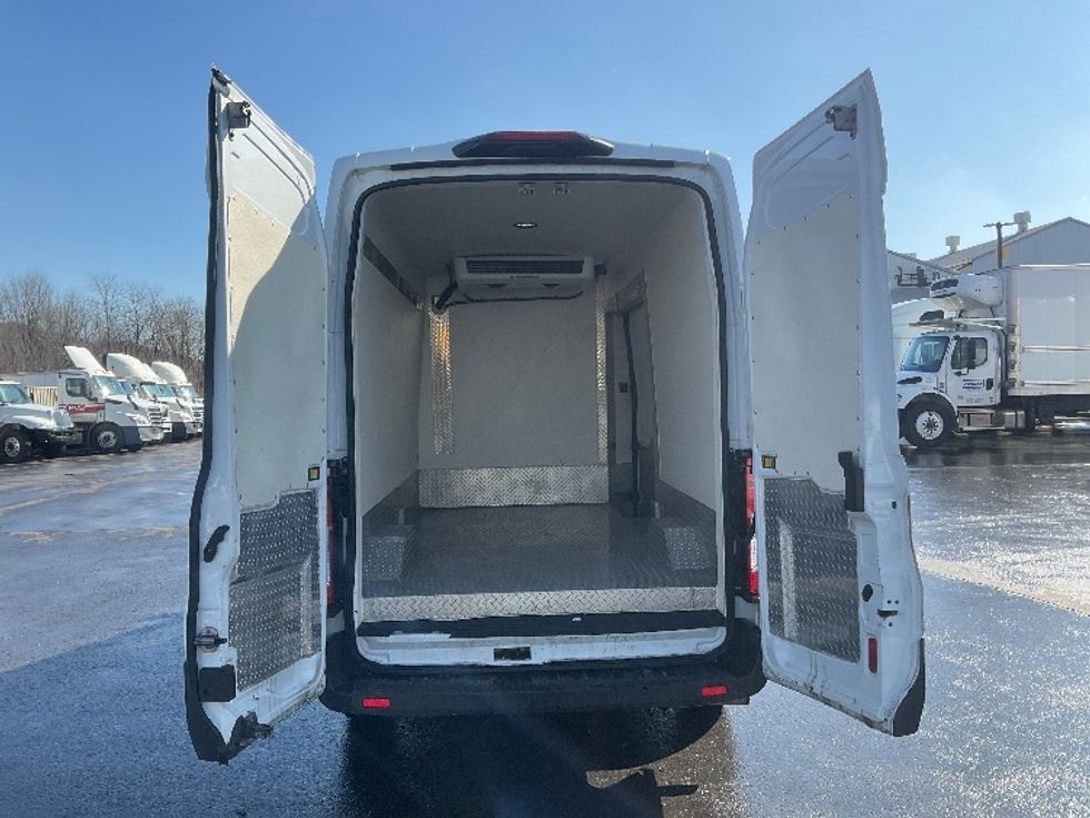 Refrigerated Truck-Light and Medium Duty Trucks-Ford-2020-Transit 250-Pittsburgh-PA-92,441\n\t\tmiles-$ 28,500 - Image 9
