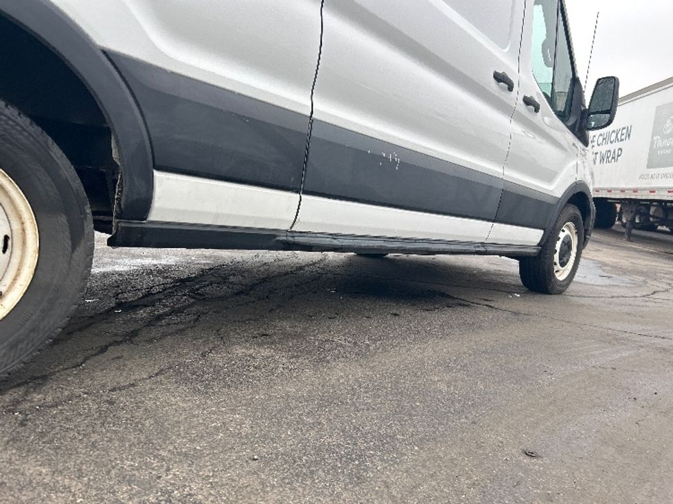 Refrigerated Truck-Light and Medium Duty Trucks-Ford-2020-Transit 250-Sturtevant-WI-86,939\n\t\tmiles-$ 29,000 - Image 14