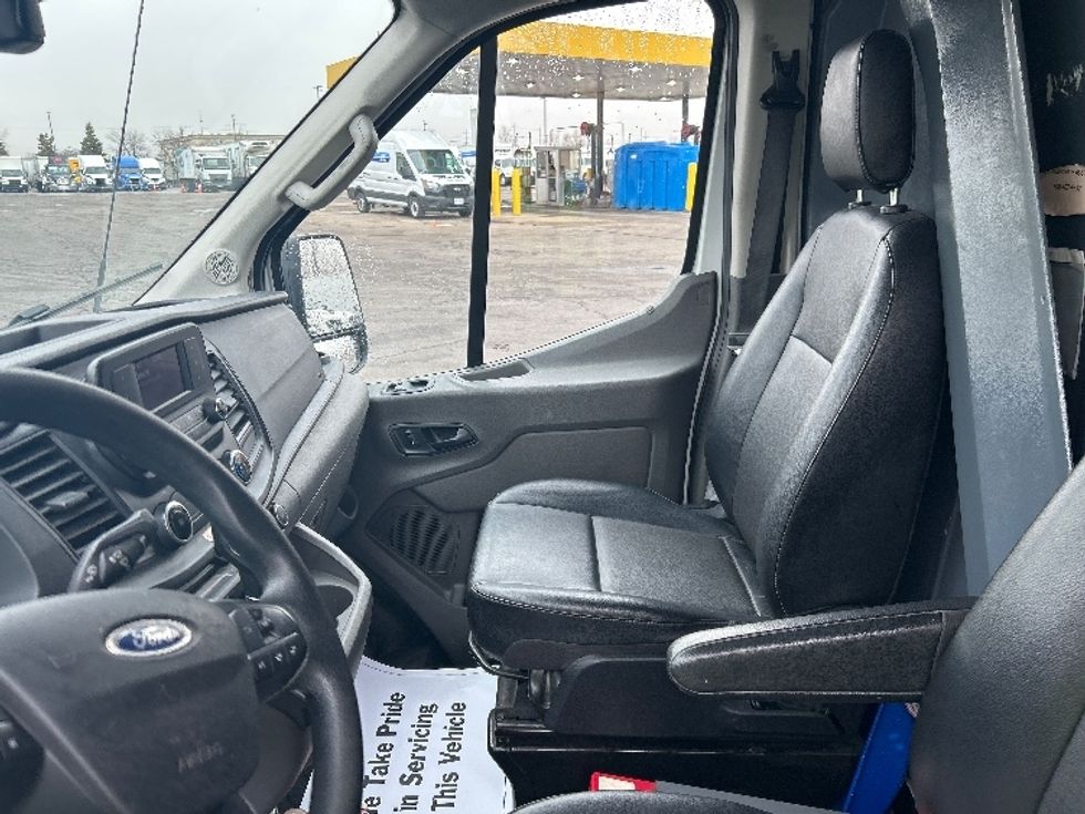 Refrigerated Truck-Light and Medium Duty Trucks-Ford-2020-Transit 250-Sturtevant-WI-86,939\n\t\tmiles-$ 29,000 - Image 19