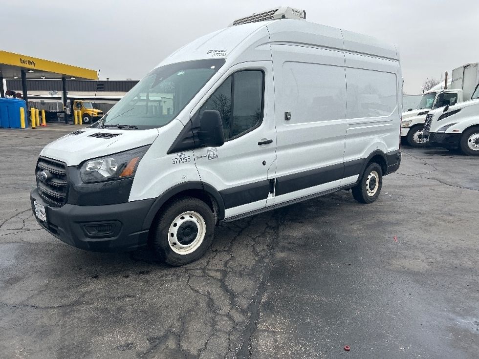 Refrigerated Truck-Light and Medium Duty Trucks-Ford-2020-Transit 250-Sturtevant-WI-86,939\n\t\tmiles-$ 29,000 - Image 3