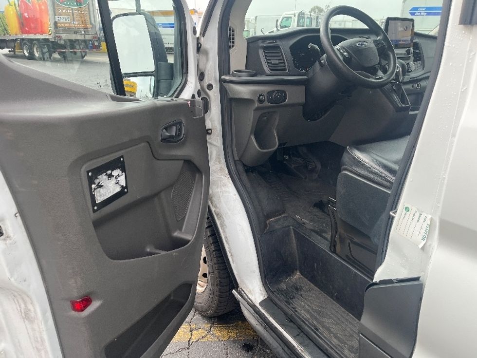 Refrigerated Truck-Light and Medium Duty Trucks-Ford-2020-Transit 250-Torrance-CA-164,185\n\t\tmiles-$ 19,000 - Image 16