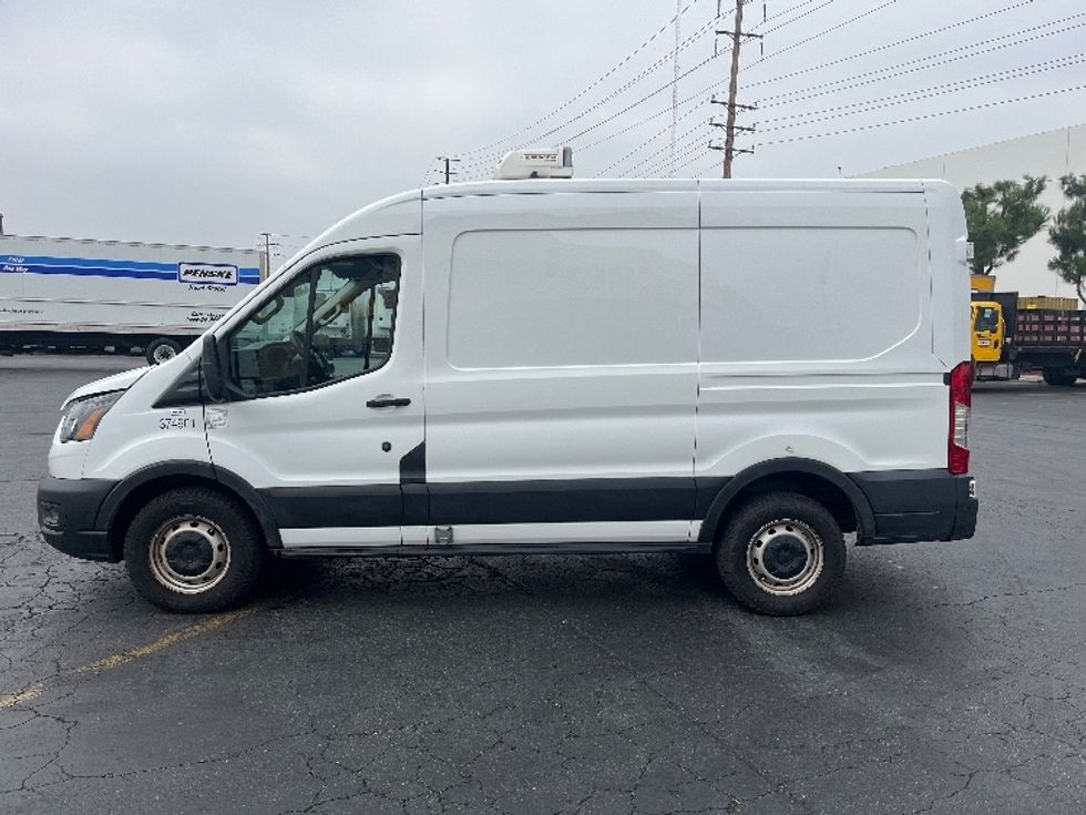 Refrigerated Truck-Light and Medium Duty Trucks-Ford-2020-Transit 250-Torrance-CA-164,185\n\t\tmiles-$ 19,000 - Image 4