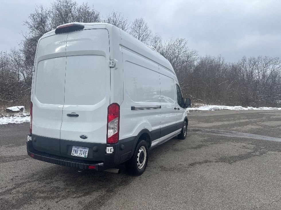 Refrigerated Truck-Light and Medium Duty Trucks-Ford-2020-Transit 250-Zanesville-OH-159,038\n\t\tmiles-$ 19,750 - Image 13