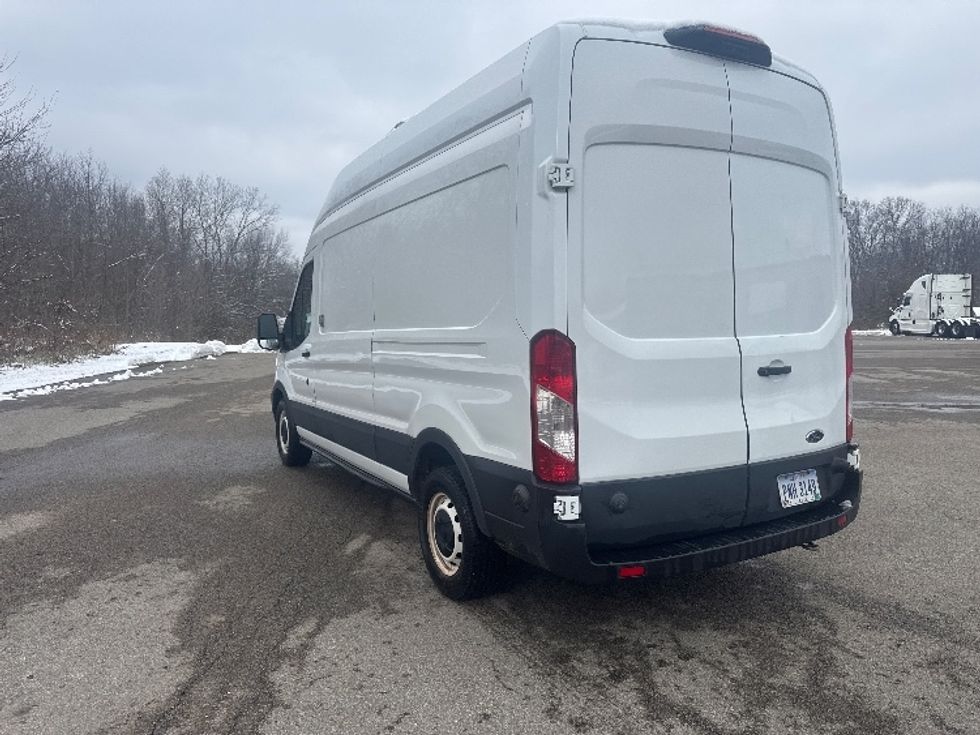 Refrigerated Truck-Light and Medium Duty Trucks-Ford-2020-Transit 250-Zanesville-OH-159,038\n\t\tmiles-$ 19,750 - Image 6