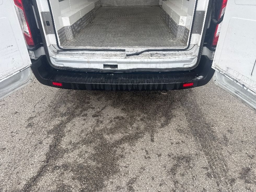 Refrigerated Truck-Light and Medium Duty Trucks-Ford-2020-Transit 250-Zanesville-OH-159,038\n\t\tmiles-$ 19,750 - Image 9