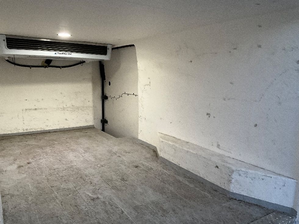 Refrigerated Truck-Light and Medium Duty Trucks-Ford-2020-Transit 350-Delta-BC-21,240\n\t\tkm-$ 42,250 - Image 11