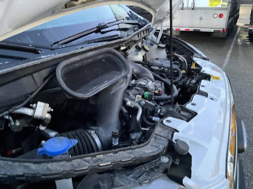 Refrigerated Truck-Light and Medium Duty Trucks-Ford-2020-Transit 350-Delta-BC-21,240\n\t\tkm-$ 42,250 - Image 22