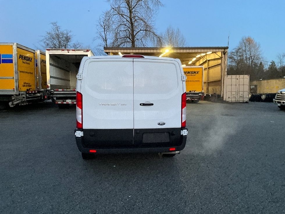 Refrigerated Truck-Light and Medium Duty Trucks-Ford-2020-Transit 350-Delta-BC-21,240\n\t\tkm-$ 42,250 - Image 7
