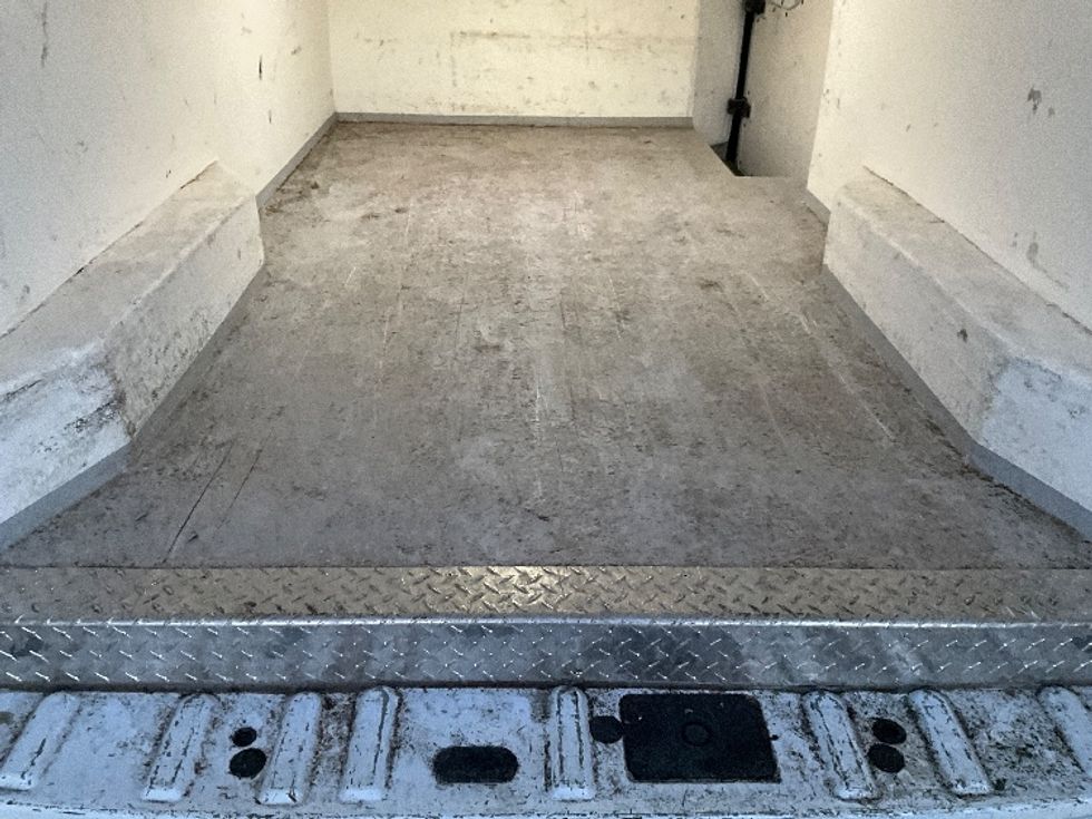 Refrigerated Truck-Light and Medium Duty Trucks-Ford-2020-Transit 350-Delta-BC-21,240\n\t\tkm-$ 42,250 - Image 9