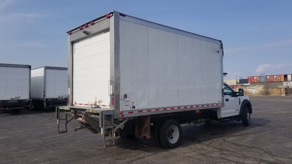 Refrigerated Truck-Light and Medium Duty Trucks-Ford-2021-F450-Mississauga-ON-462,532\n\t\tkm-$ 27,500 - Image 13