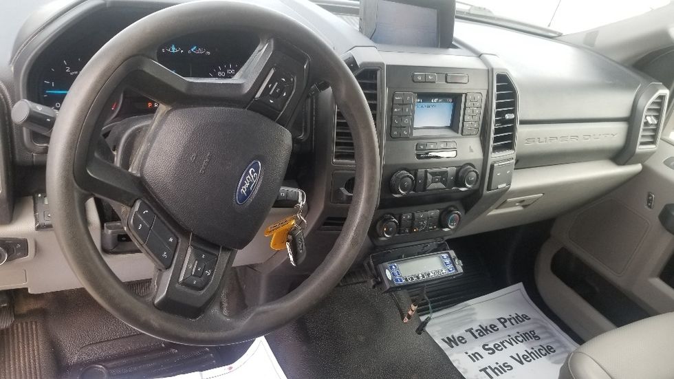 Refrigerated Truck-Light and Medium Duty Trucks-Ford-2021-F450-Mississauga-ON-462,532\n\t\tkm-$ 27,500 - Image 17