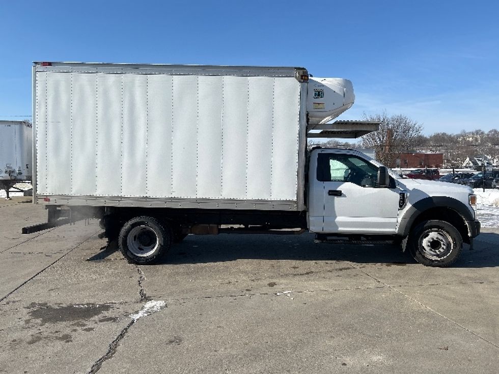 Refrigerated Truck-Light and Medium Duty Trucks-Ford-2021-F450-Parkersburg-WV-124,511\n\t\tmiles-$ 37,500 - Image 14