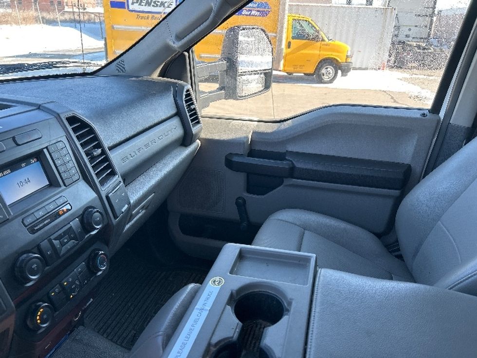 Refrigerated Truck-Light and Medium Duty Trucks-Ford-2021-F450-Parkersburg-WV-124,511\n\t\tmiles-$ 37,500 - Image 18