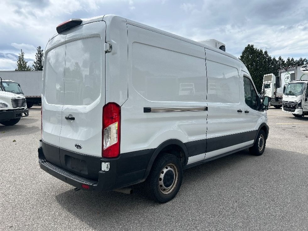 Refrigerated Truck-Light and Medium Duty Trucks-Ford-2021-Transit 250-Abbotsford-BC-92,000\n\t\tkm-$ 41,500 - Image 11