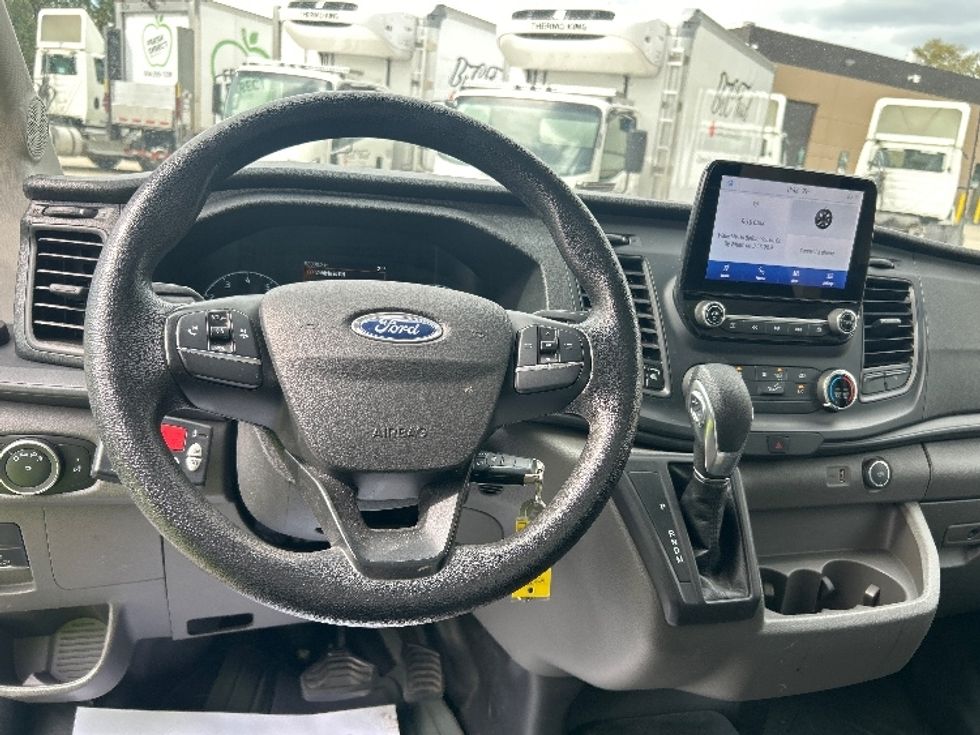 Refrigerated Truck-Light and Medium Duty Trucks-Ford-2021-Transit 250-Abbotsford-BC-92,000\n\t\tkm-$ 41,500 - Image 15