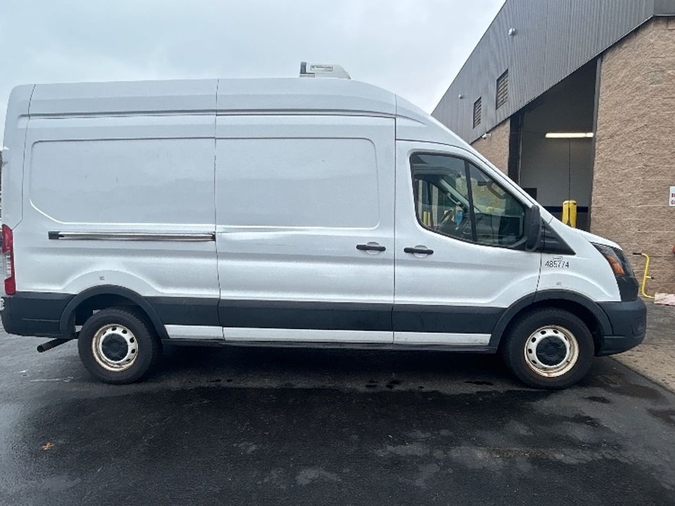 Refrigerated Truck-Light and Medium Duty Trucks-Ford-2021-Transit 250-Burlington-NJ-101,800\n\t\tmiles-$ 37,500 - Image 14